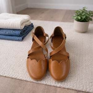 ELF Bali Mangrove Leather Flats Womens 12 Camel Scalloped Cross Strap